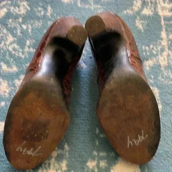 Vintage 1940s genuine alligator heels for tiny feet - Picture 6 of 10